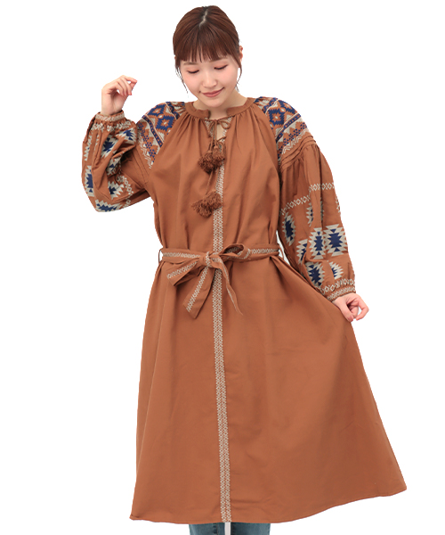 麦8610　amina アミナコレクション 綿チュニック　2枚おまとめ Amina ボヘリゾ刺繍ワンピース【WEB限定】 / ワンピース