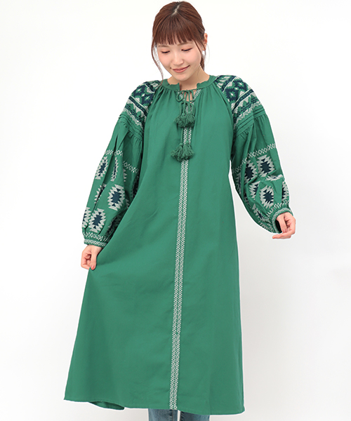 アミナコレクション民族刺繍ブラック長袖ワンピース Sawa a la mode ワンピース レディース 長袖 ニット チュール