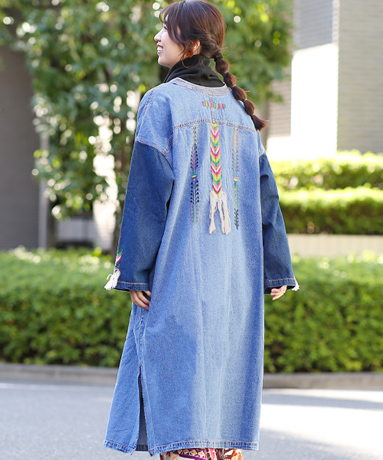 グアテマラ民族衣装 ウイピル ポンチョ 刺繍 手仕事 モン族 エスニック