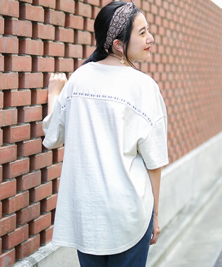 チチカカ |ライン刺繍バイカラープルオーバー