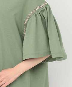 チチカカ |袖ライン刺繍トップス