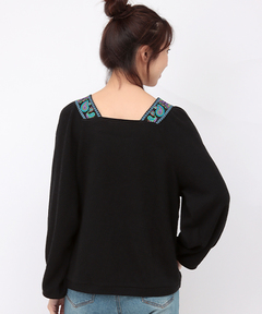 チチカカ |タッセル刺繍プルオーバー