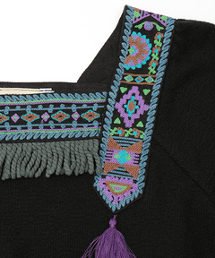 チチカカ |タッセル刺繍プルオーバー