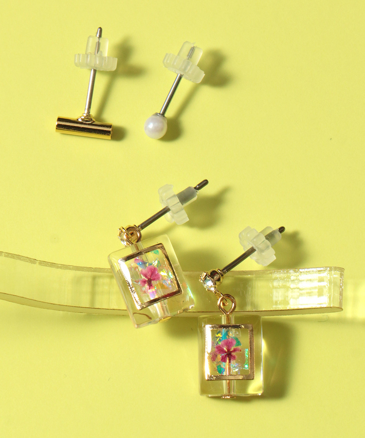 チチカカ |スクエアフラワーセットピアス