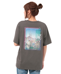 チチカカ |バックフォトプリントTシャツ