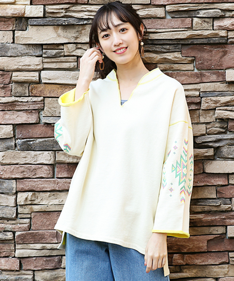 チチカカ |配色裏毛ナバホ刺繍プルオーバー