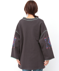 チチカカ |配色裏毛ナバホ刺繍プルオーバー