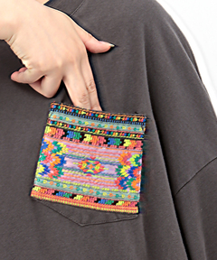 チチカカ |フェアトレードコットンドルマンポケット刺繍プルオーバー