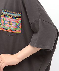 チチカカ |フェアトレードコットンドルマンポケット刺繍プルオーバー