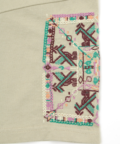 チチカカ |フェアトレードコットン袖刺繍Tプルオーバー