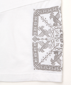 チチカカ |フェアトレードコットン袖刺繍Tプルオーバー