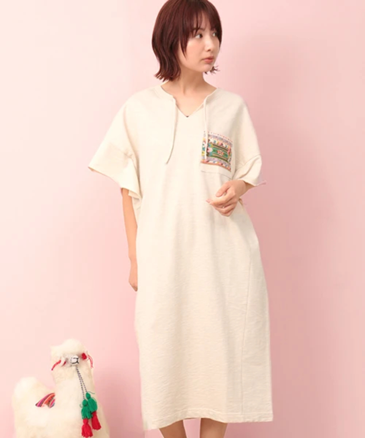 チチカカ |フェアトレードコットンミニ裏毛ポケット刺繍ワンピース