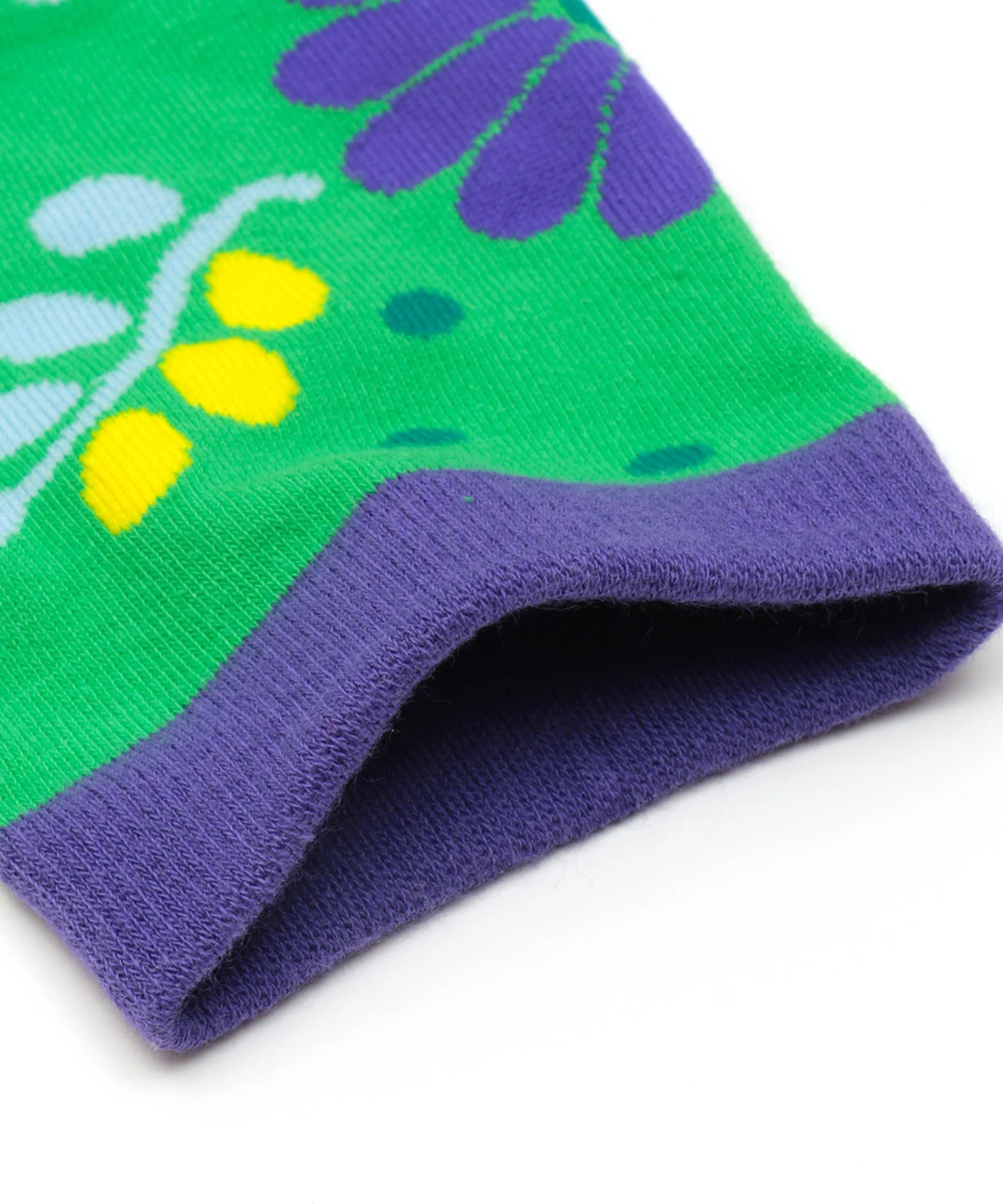 小物 chacha CHIIKAWA 生日王子公仔掛飾小可愛八字貓01953 | Yurakugiftshop