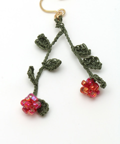 チチカカ |刺繍ビーズピアス