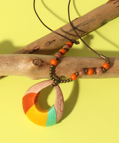 カラフルな渦巻き模様のネックレス カラフルな渦巻き模様のネックレス | ネックレス