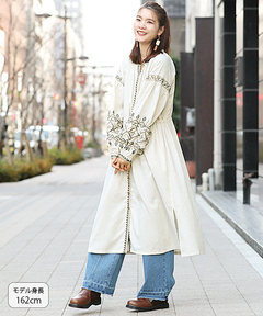 チチカカ |クロス刺繍ガウンワンピース