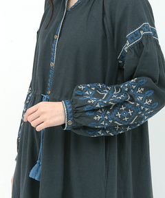 チチカカ |クロス刺繍ガウンワンピース