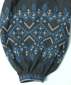 チチカカ |クロス刺繍ガウンワンピース