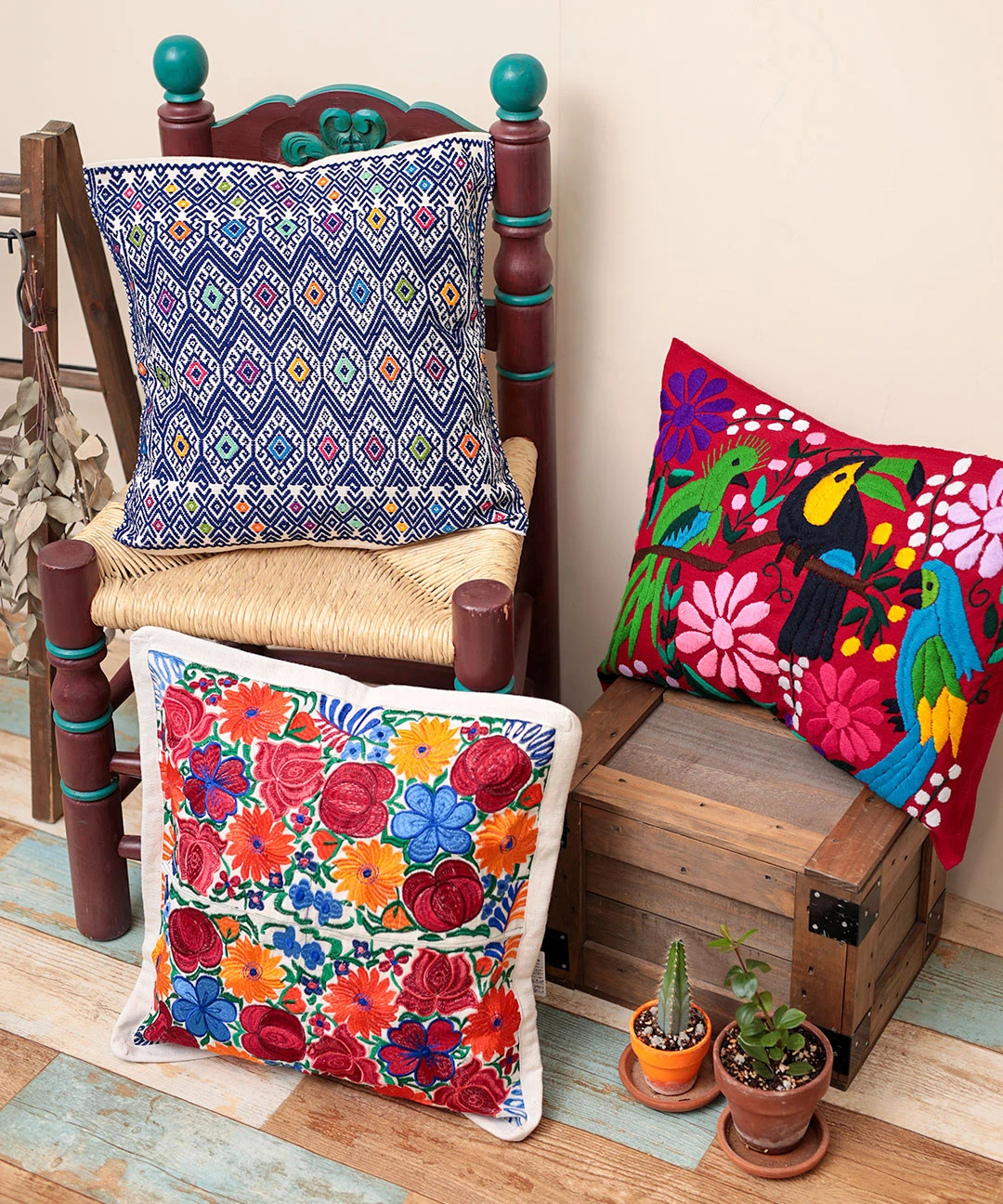 （未使用新品）デザイナーズギルド社製 植物模様 クッション・カバー セット DESIGNERS GUILD（デザイナーズギルド）海外取寄品– ザ