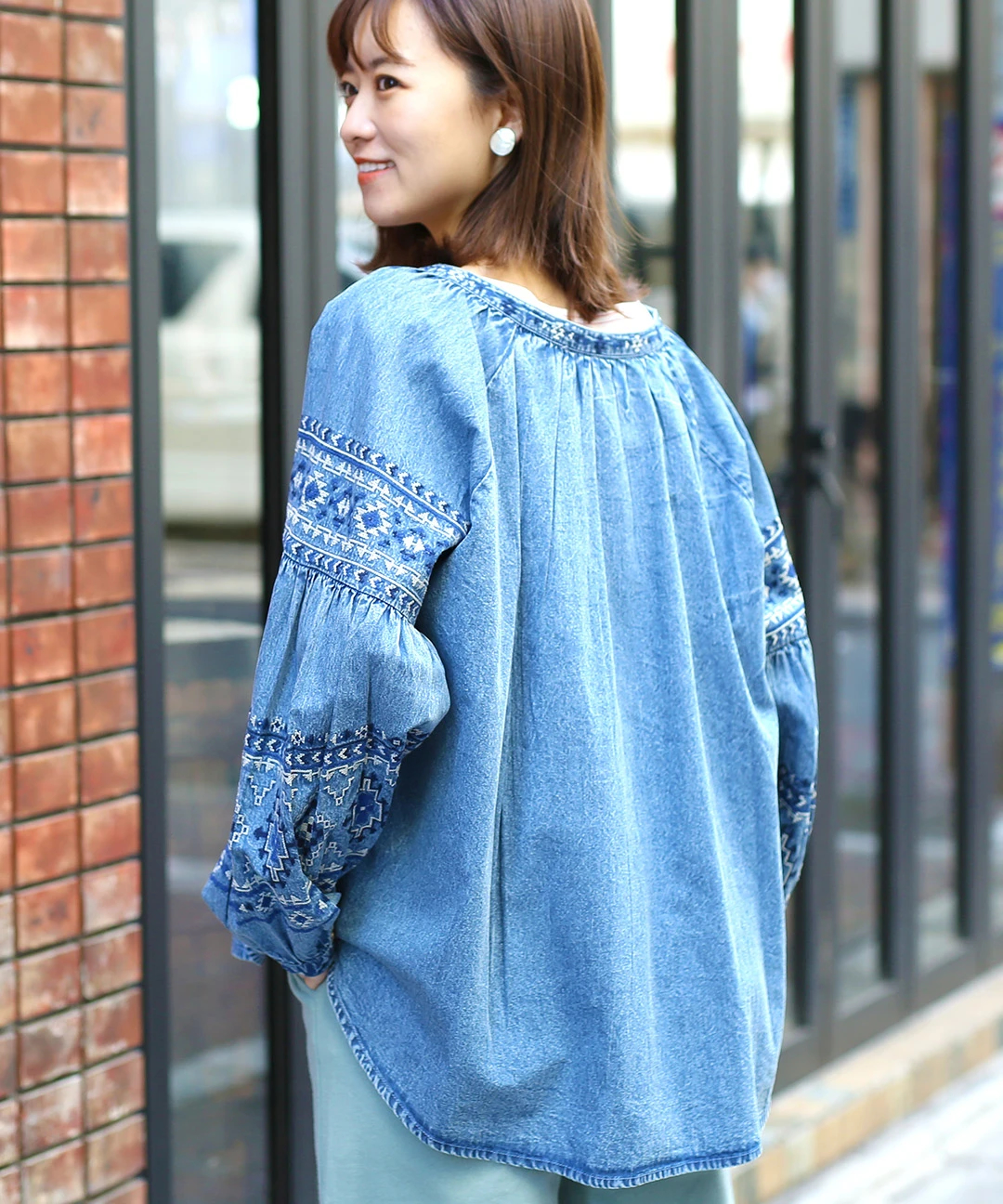 ナバホクロス刺繍ブラウス（大きいサイズ）【2月24日(火)15時までの