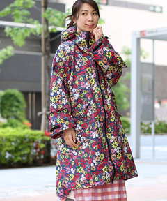 *送料込 *KiU *レインポンチョ×スカートのセット 楽天市場】【セール☆15%オフ】《送料無料》【KiU公式】 レイン