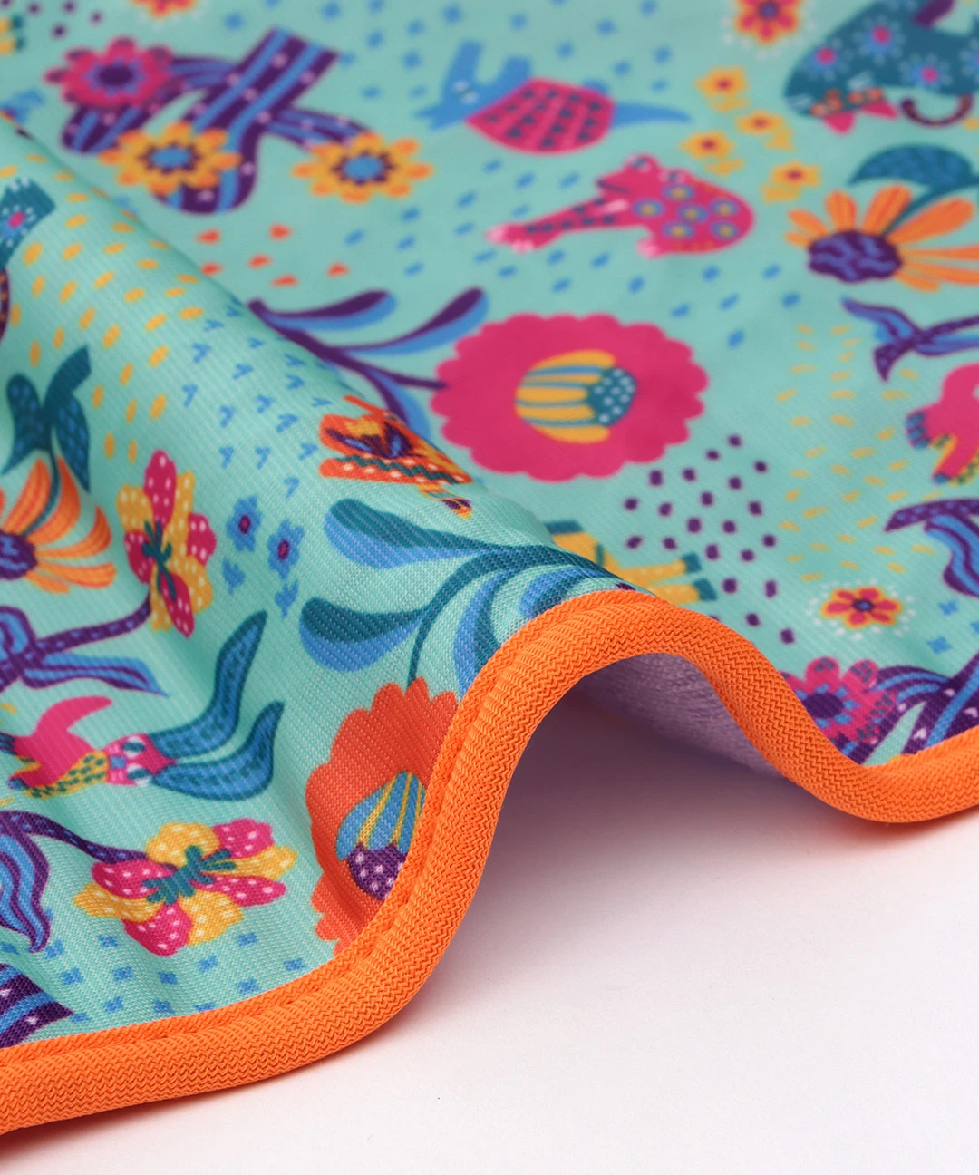 アミーゴ接触冷感ブランケットL / ブランケット | エスニック