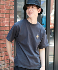 チチカカ |ムービングオルテガプリントTシャツ