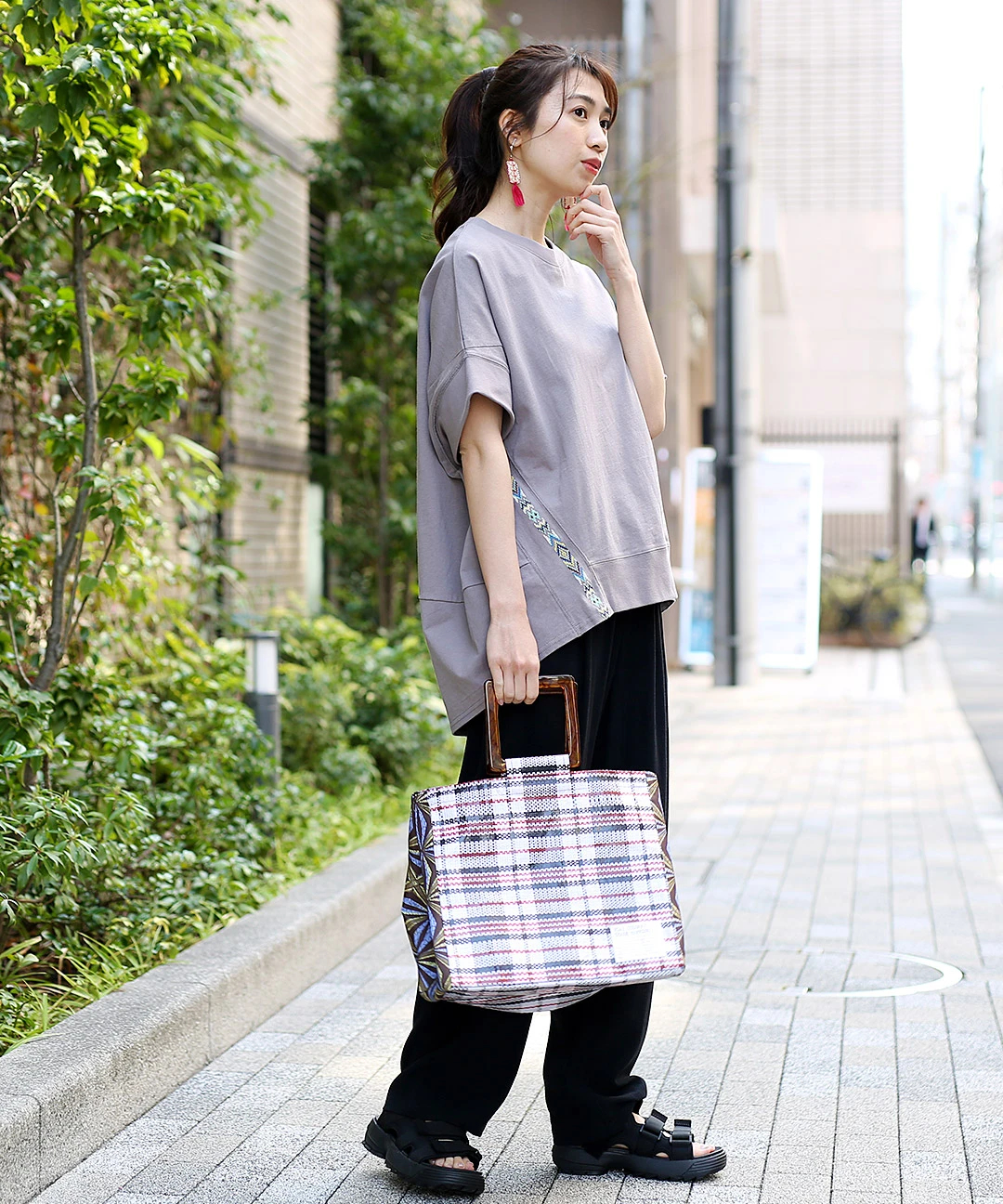 超美品 ANTEPRIMA MISTO 自立トートバッグ カーキ - メルカリ