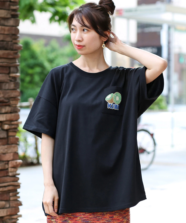 チチカカ |キウイ サガラワッペン Tシャツ(大きいサイズ)