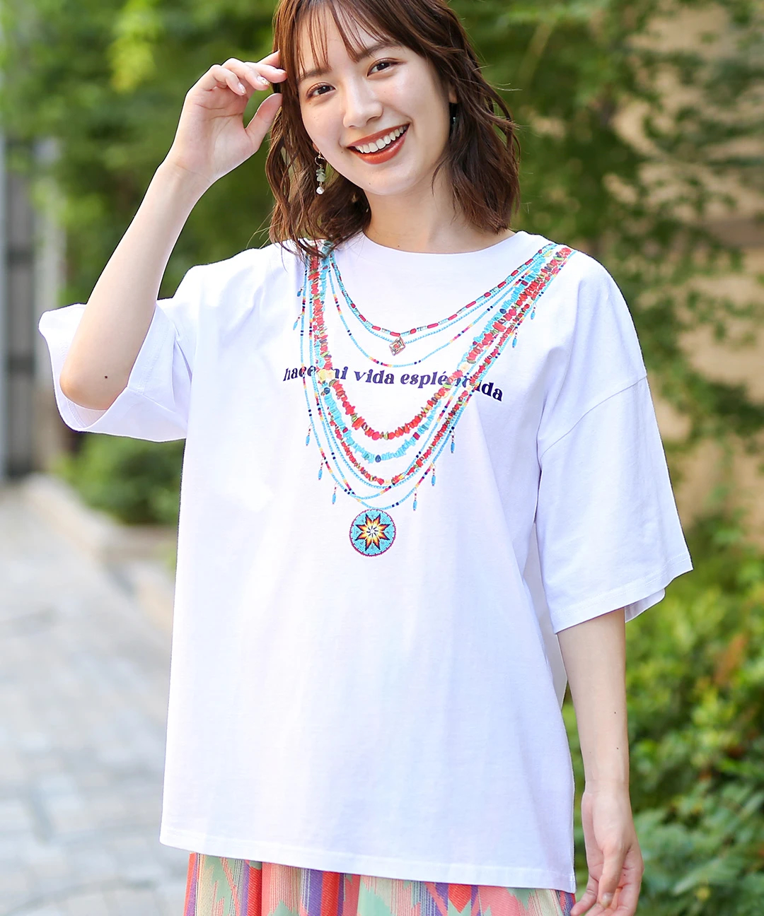 カンサス ネックレスプリントTシャツ【WEB限定】 / Tシャツ
