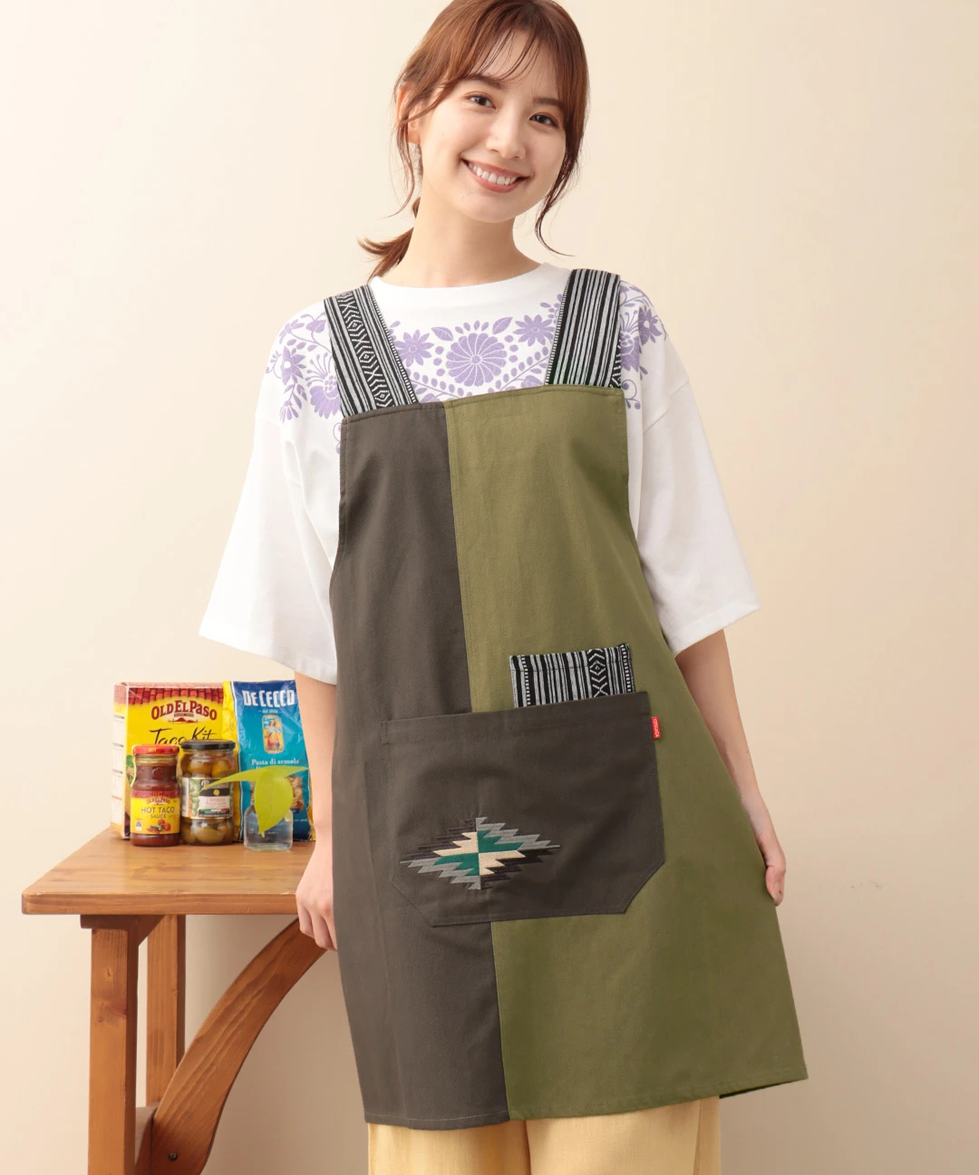 ネイティブ刺繍エプロン / エプロン | エスニックファッション