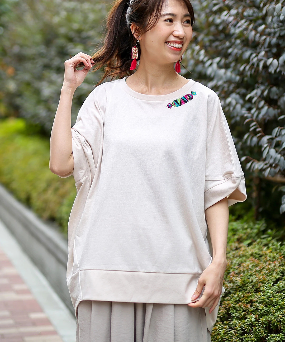ドルマンコクーン刺繍プルオーバー / Tシャツ・カットソー