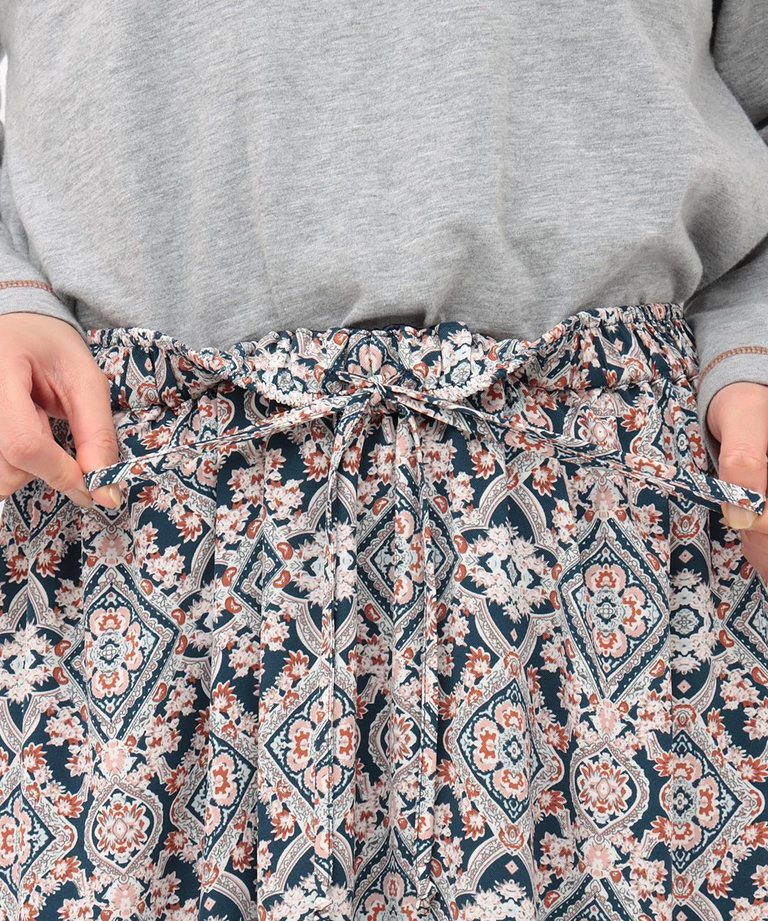 タイルプリントティアードスカート(大きいサイズ) / スカート