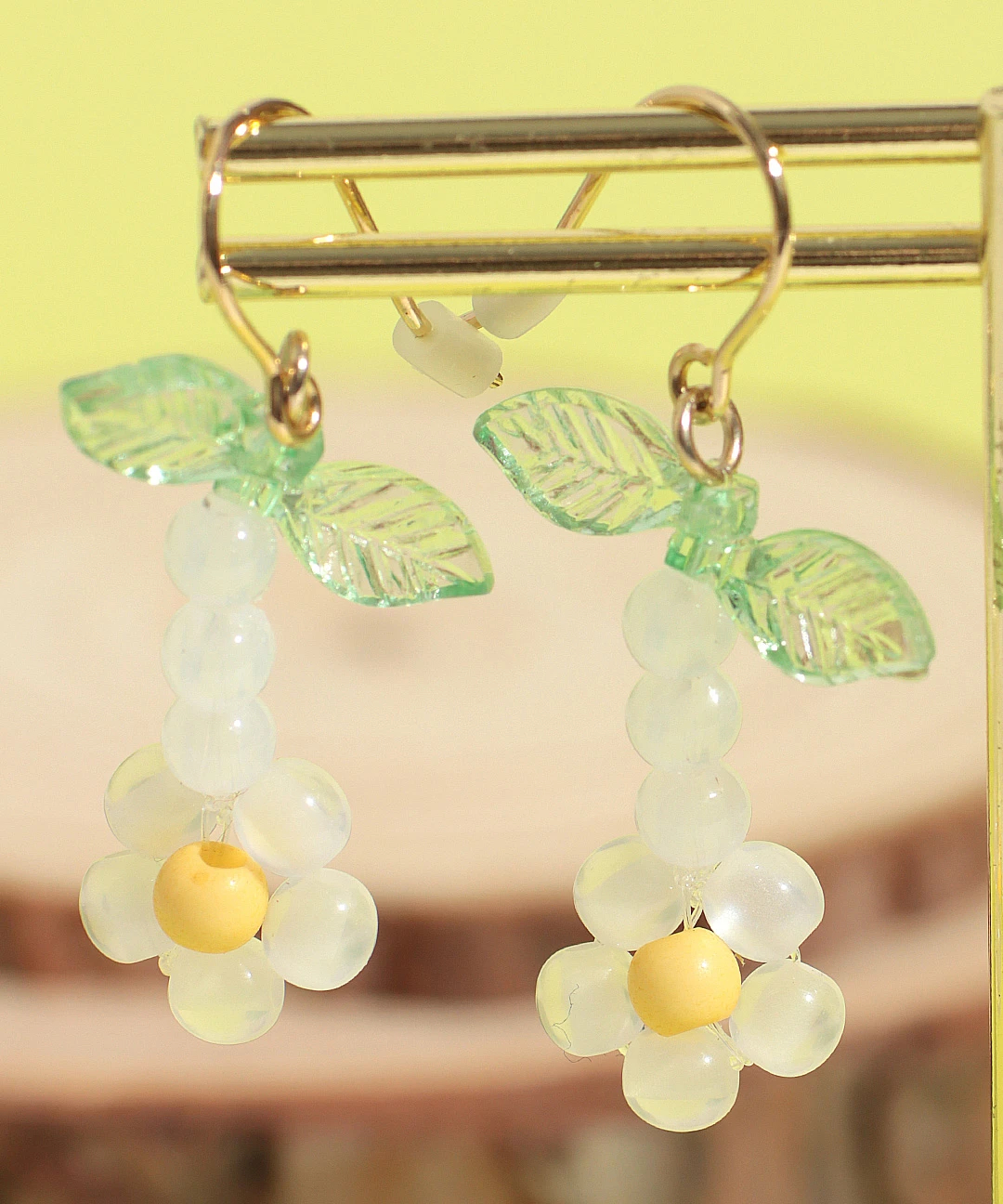 ラウンドボールフラワーピアス / ピアス | エスニックファッション