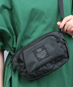 チチカカ |KiU ミニショルダーバッグ