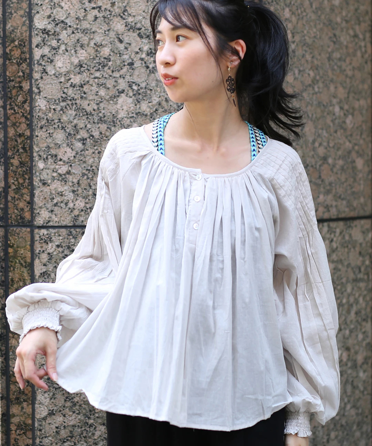 チチカカ |Shanti Shanti 草木染プルオーバー【WEB限定】