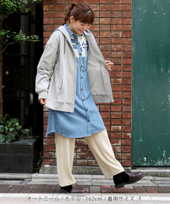 チチカカ |バックプリント裏毛ジップパーカー