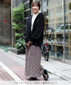 チチカカ |バックプリント裏毛ジップパーカー