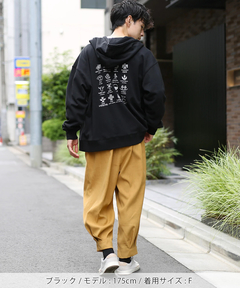 チチカカ |バックプリント裏毛ジップパーカー