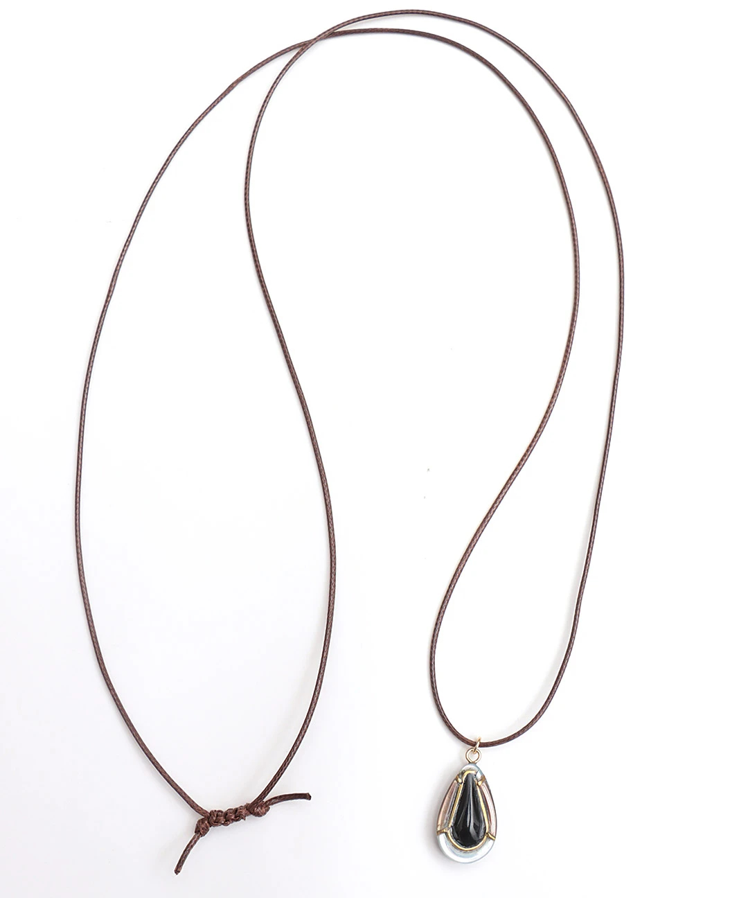 Urban Outfitters☆ メタリック貝殻シェル・ロングネックレス シェル/ローズクォーツ ネックレス(ロング/78cm)《24T10306