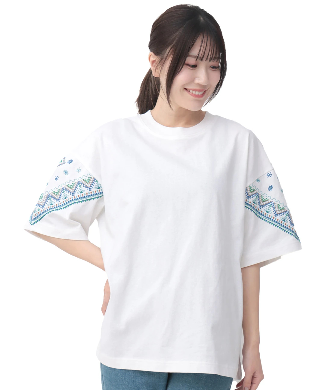 チチカカ　バンダナスリーブ刺繍Tシャツ　ホワイト バンダナスリーブ刺繍Tシャツ / Tシャツ・カットソー
