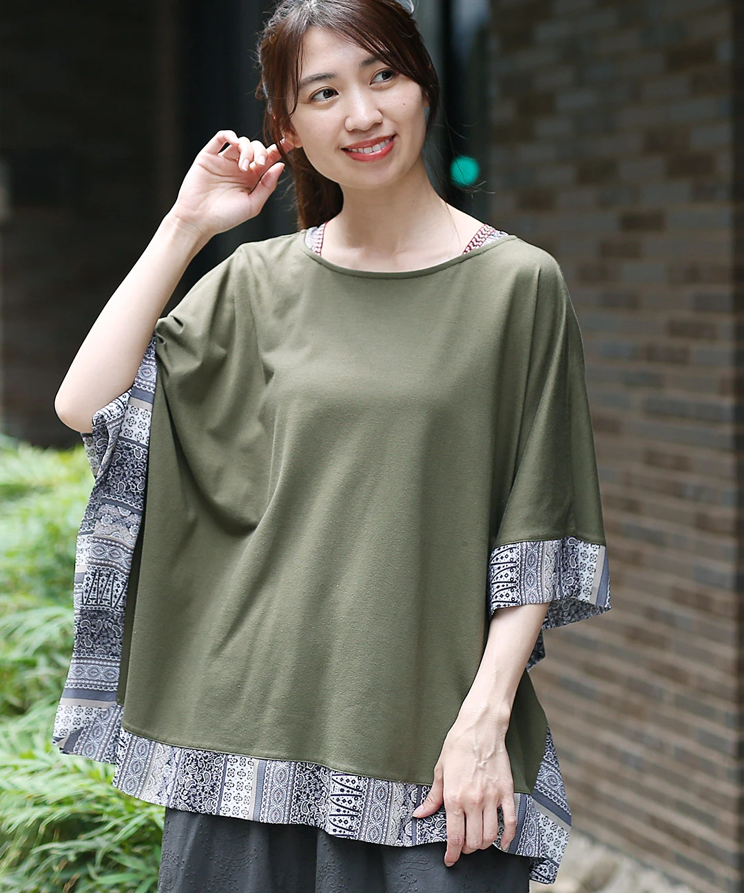 柄切替スクエアポンチョプルオーバー / Tシャツ・カットソー