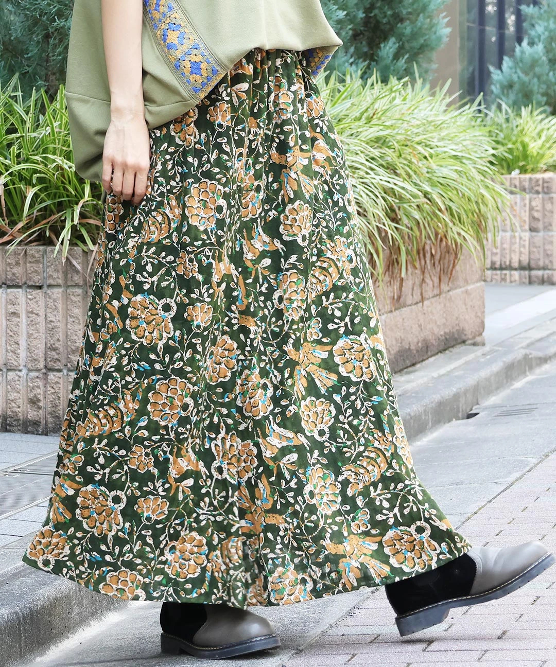 プリスティン◯コットンリネンプレーティングニットスカート コットンリネンプレーティングニットスカート – PRISTINE