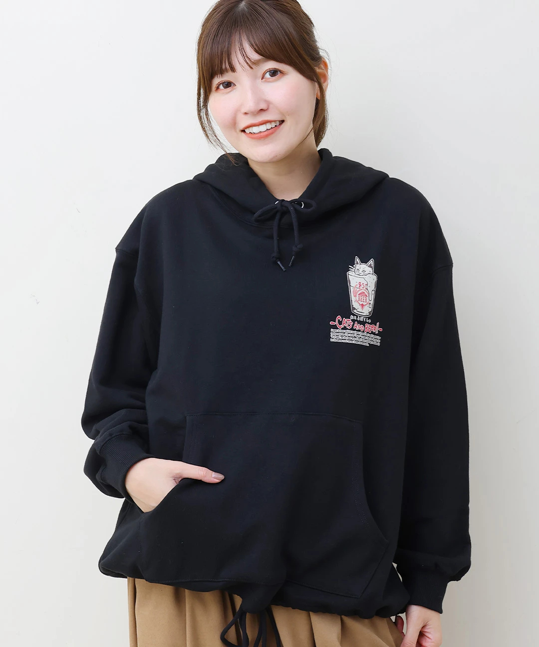 go slow caravan 猫と麦酒裏毛スウェットプルパーカー【WEB限定
