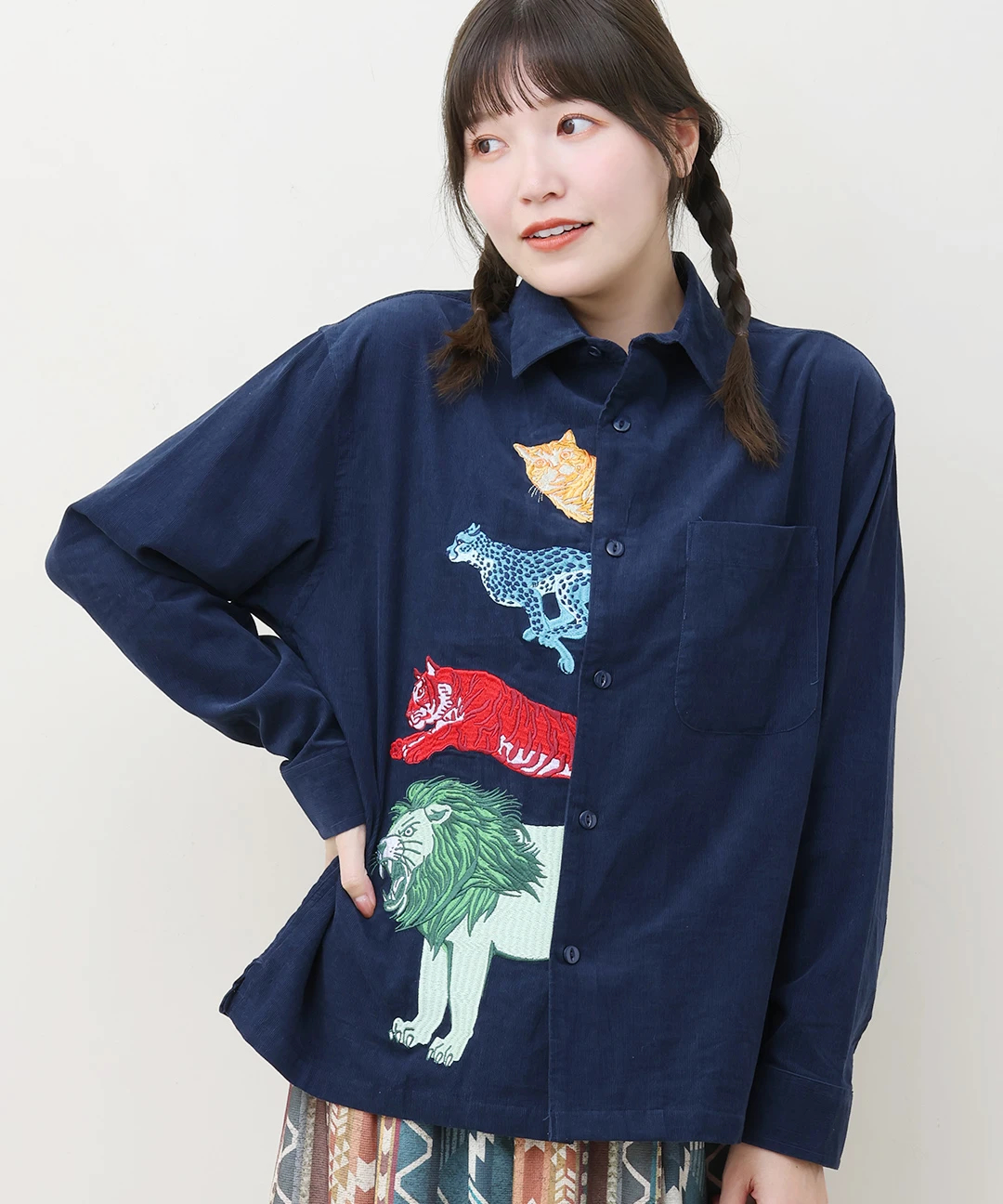 go slow caravan コーデュロイ前立て刺繍シャツ【WEB限定】 / シャツ