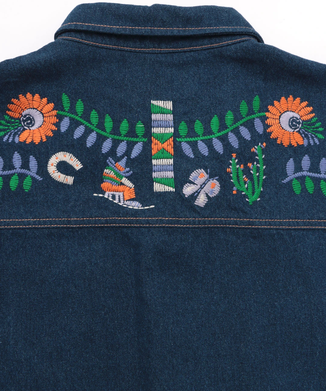 【本日特価】 刺繍デニムシャツ【決算セール／3月6日(木)15時まで】 エスニックファッション＆雑貨のチチカカ公式通販サイト | シャツ・ブラウス / トップス