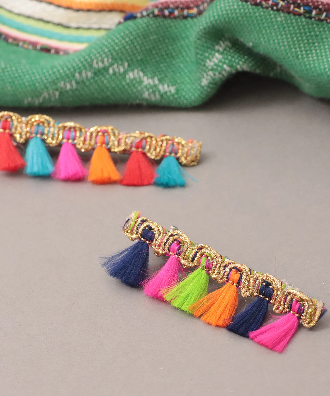 カラフルタッセルクリップ / ヘアピン・バレッタ・クリップ