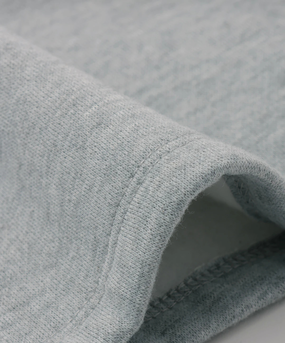 チュールレイヤードスウェットプルオーバー / スウェット・パーカー