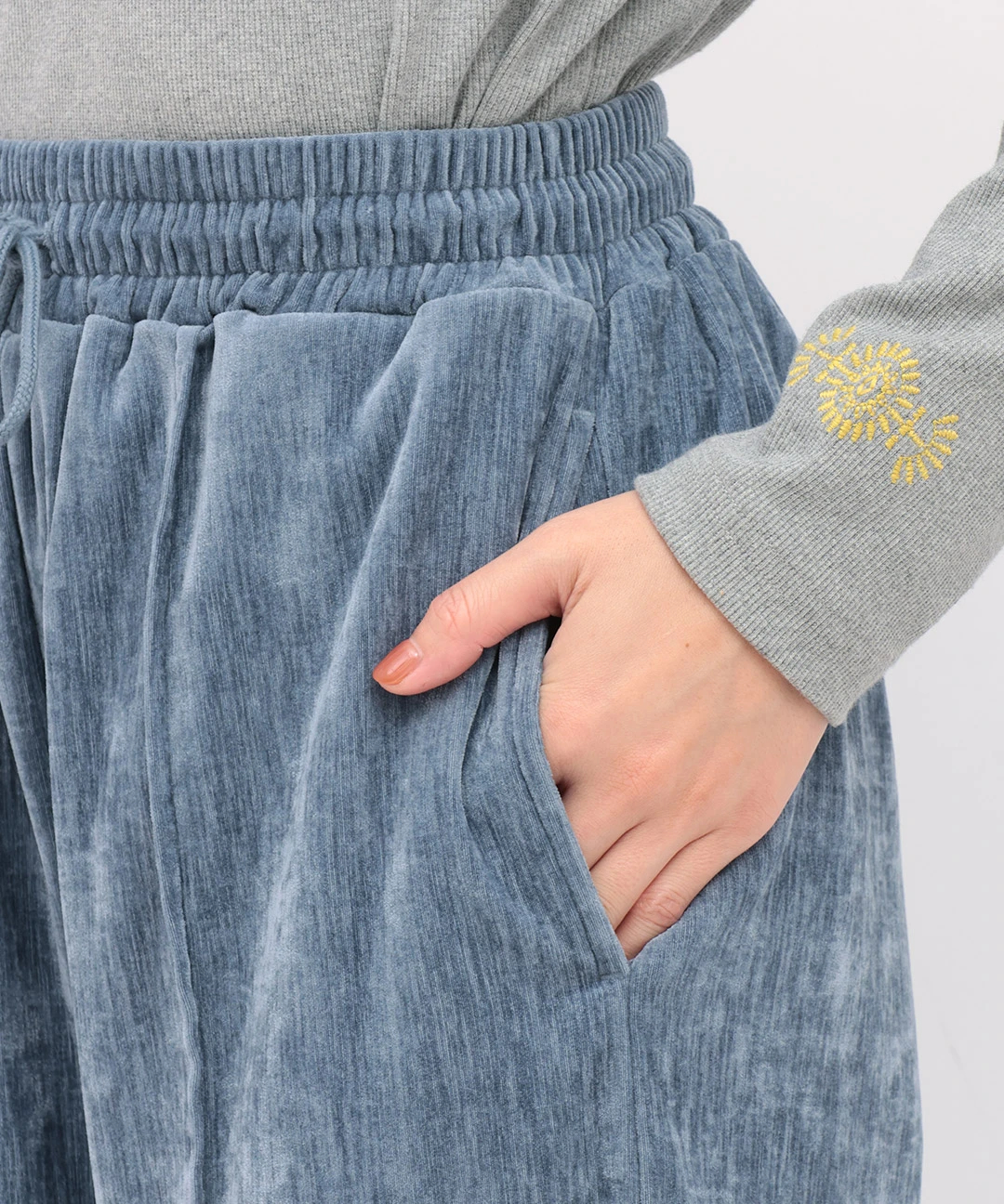 コムコム〜ステッチ入りパンツ A'GEM/9 × .kom『.kom/ドットケーオーエム』Stitch Design Wide
