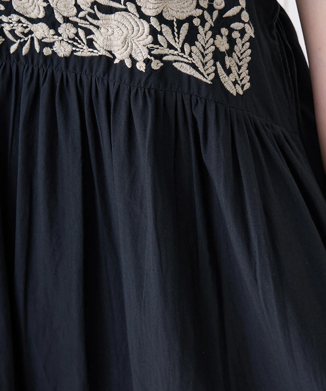 PORINA マチョー刺繍キャミソールワンピース【WEB限定】 / ワンピース